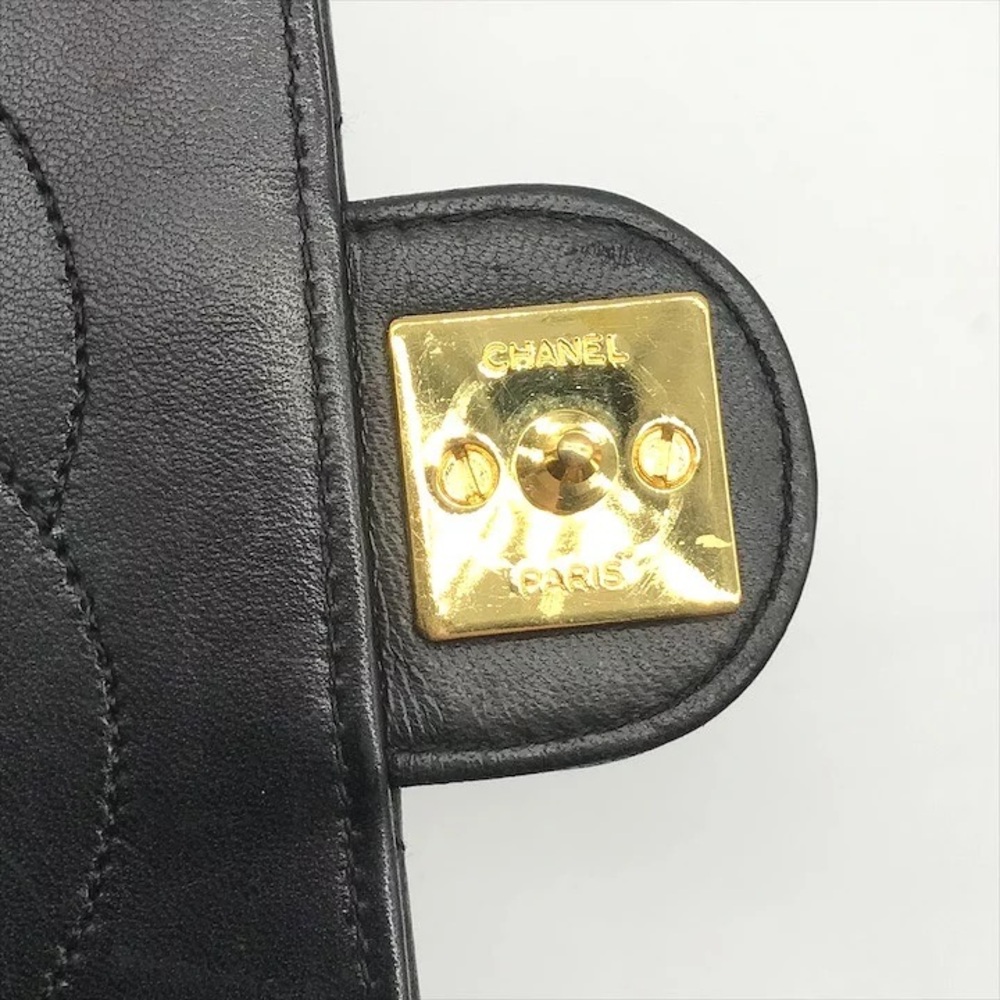 Authentic CHANEL single flap black lambskin 24k gold hardware classic bag - Picture 4 of 12